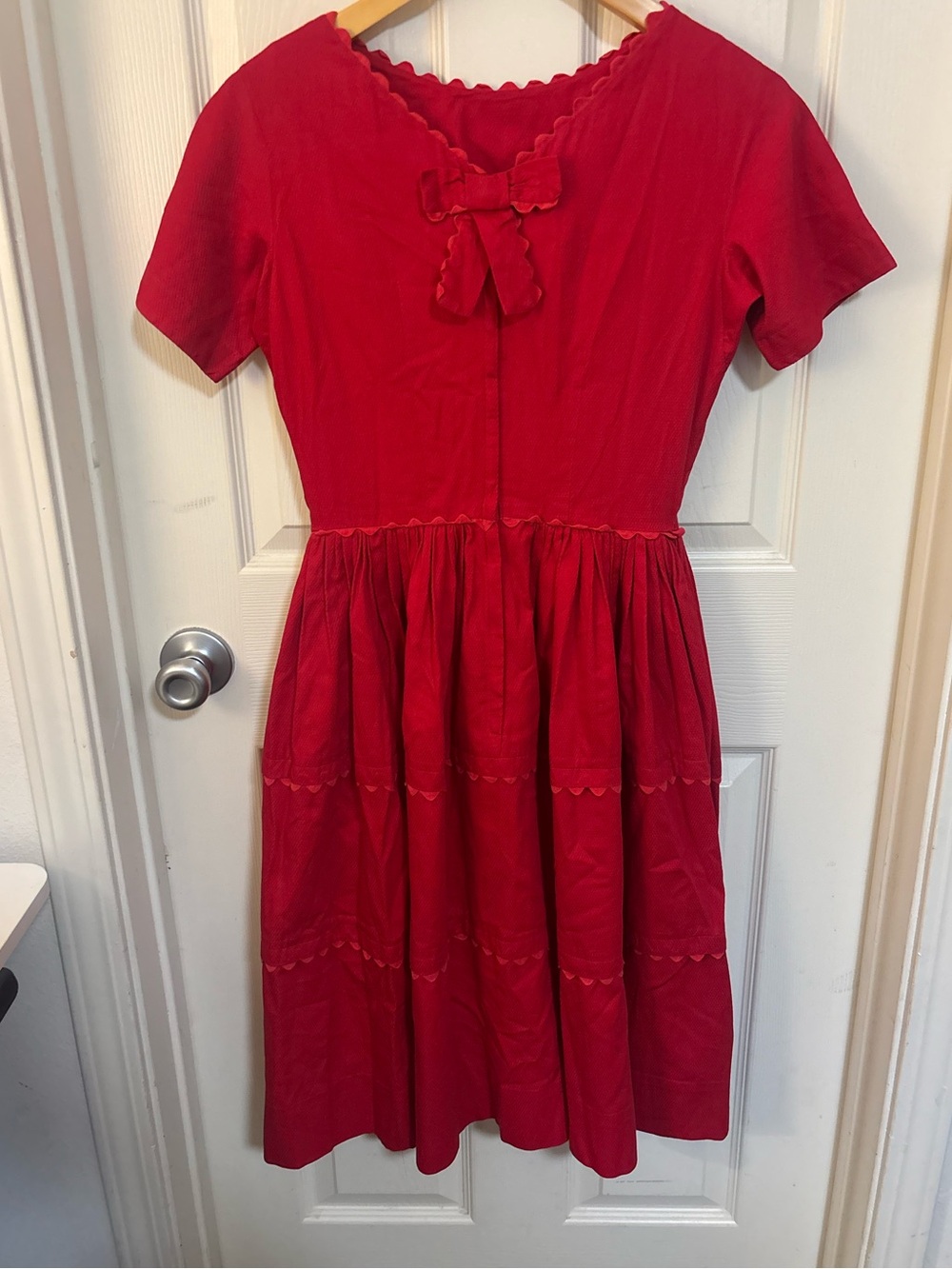 Red Scalloped Fit & Flare Dress Retro 50s Style Bow Detail XS